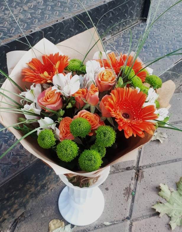 Букет цветов из: Герберы, Хризантемы, Альстромерии и Розы в Духовщине