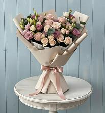 Букет цветов из:  Розы и Лизиантусы в Духовщине