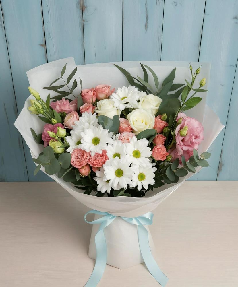Букет цветов из: Розы, Лизиантусы и Хризантемы в Духовщине
