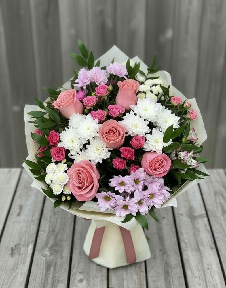 Букет цветов из: Альстромерии, Гвоздики, Розы и Хризантемы в Духовщине