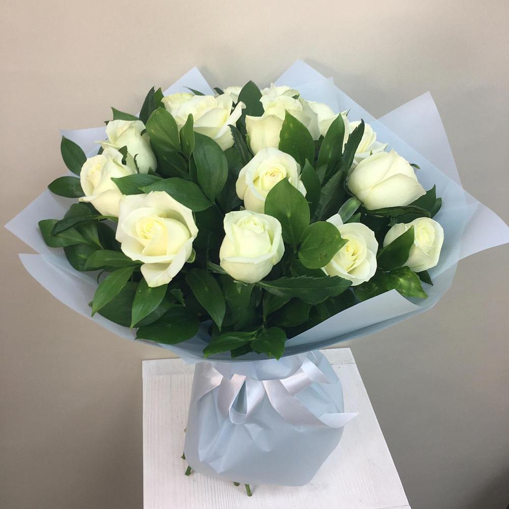 Букет 15 Белых роз Проуд в Духовщине