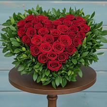 Цветочная композиция из Розы в виде сердца в Духовщине