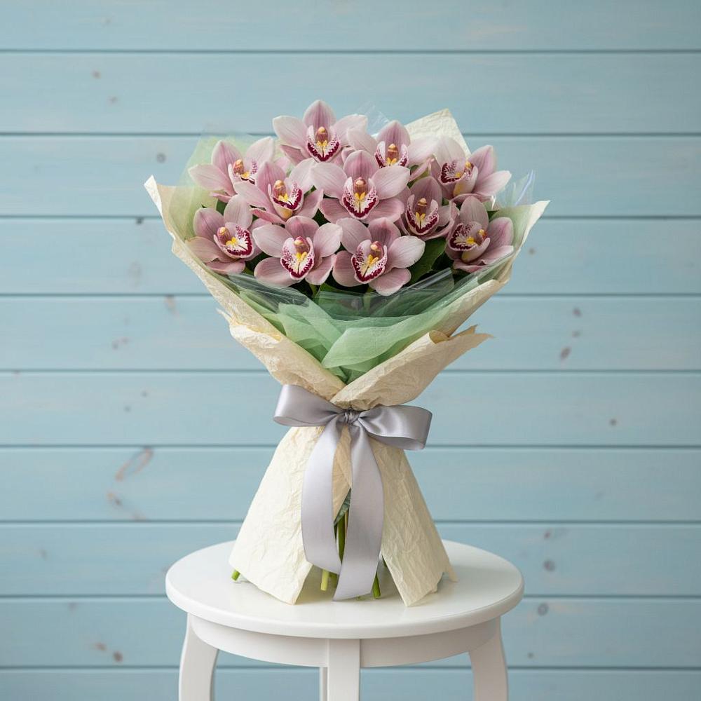 Букет цветов из: Орхидеи и Розы в Духовщине