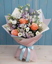 Букет цветов из:  Лизиантусы, Розы, Альстромерии и Гипсофила в Духовщине