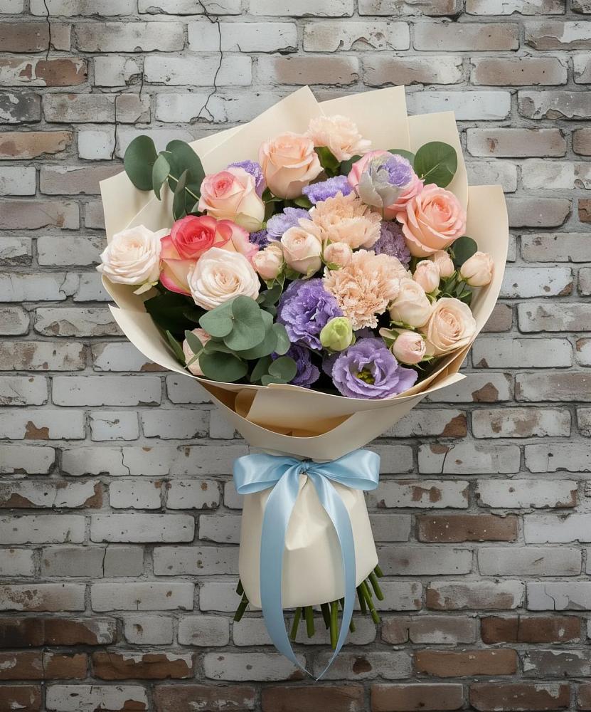 Букет цветов из: Розы, Лизиантусы и Гвоздики в Духовщине