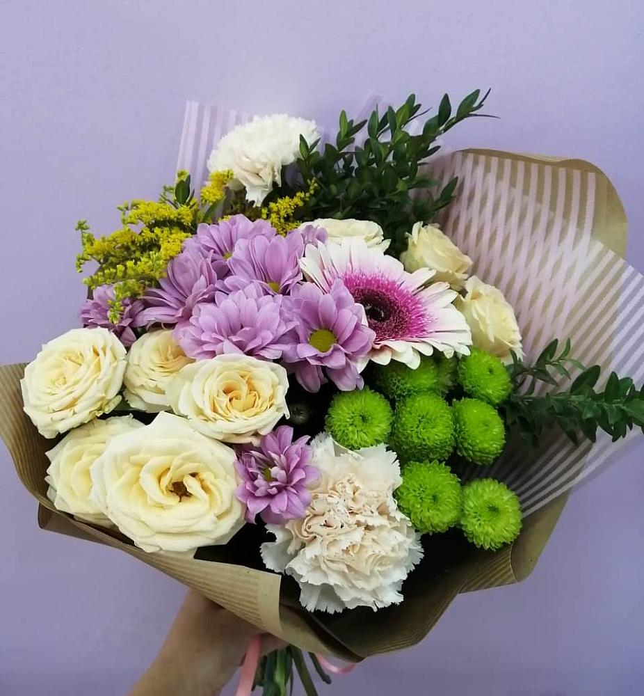 Букет цветов из: Хризантемы, Розы, Гвоздики и Герберы в Духовщине