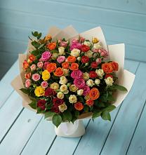 Букет Микс из разноцветных кустовых роз в Духовщине